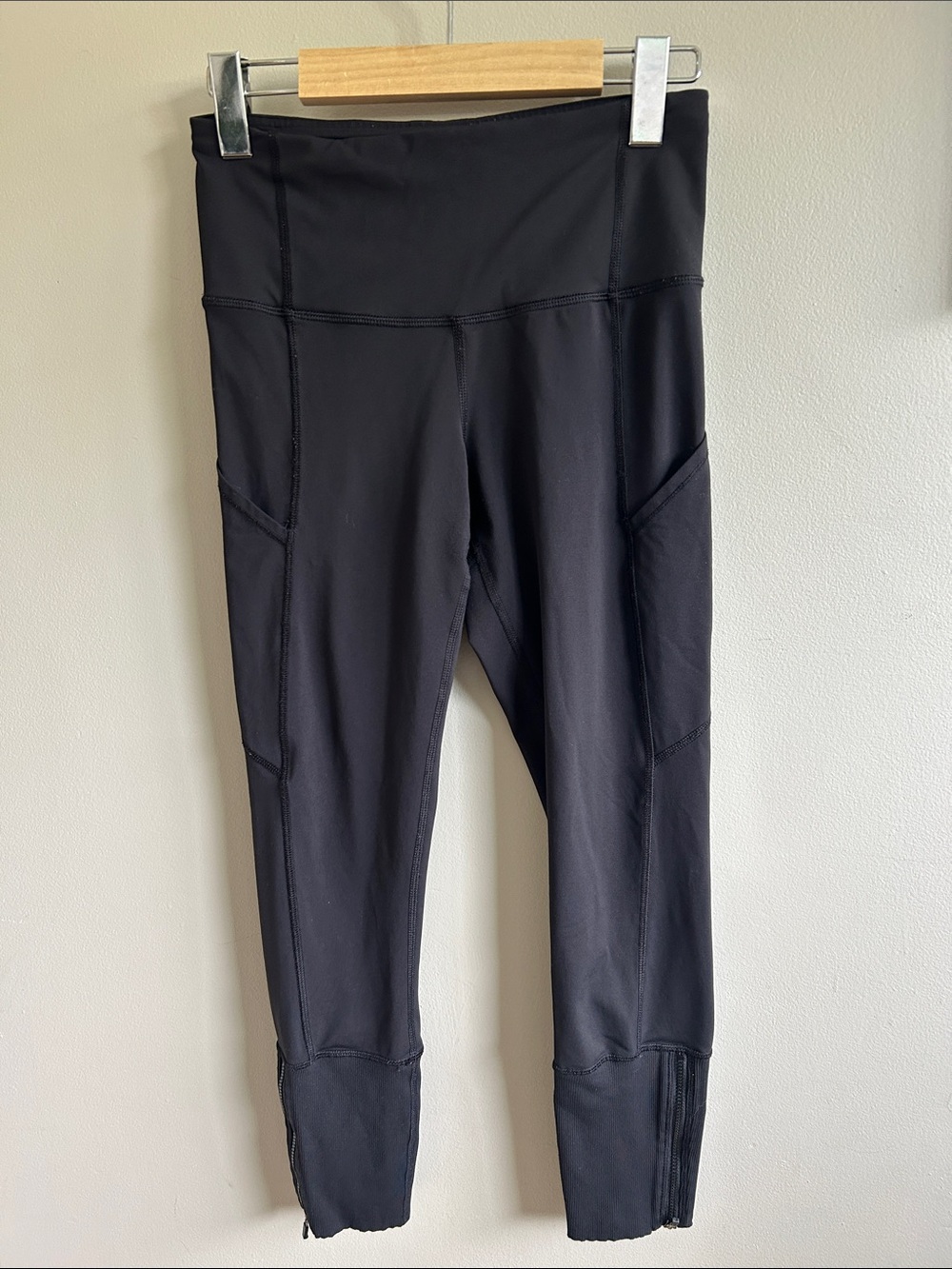 lululemon athletica Black High-Waist Leggings with Side Pockets